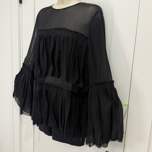 Nicholas Black Blouse Sheer Bell Sleeve Size 6 Whimsigoth Boho Chic Romantic Top - Picture 4 of 8